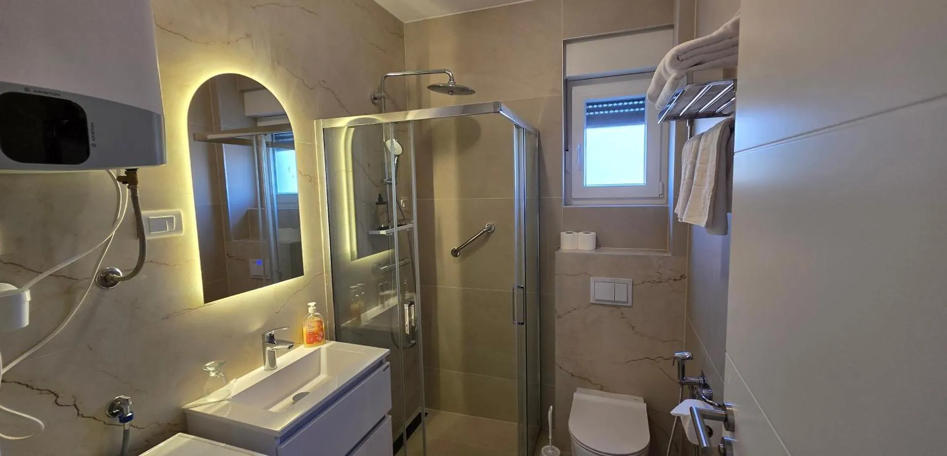 Cardak Apartment, With Garden, Free Private Parking 자다르 0*,