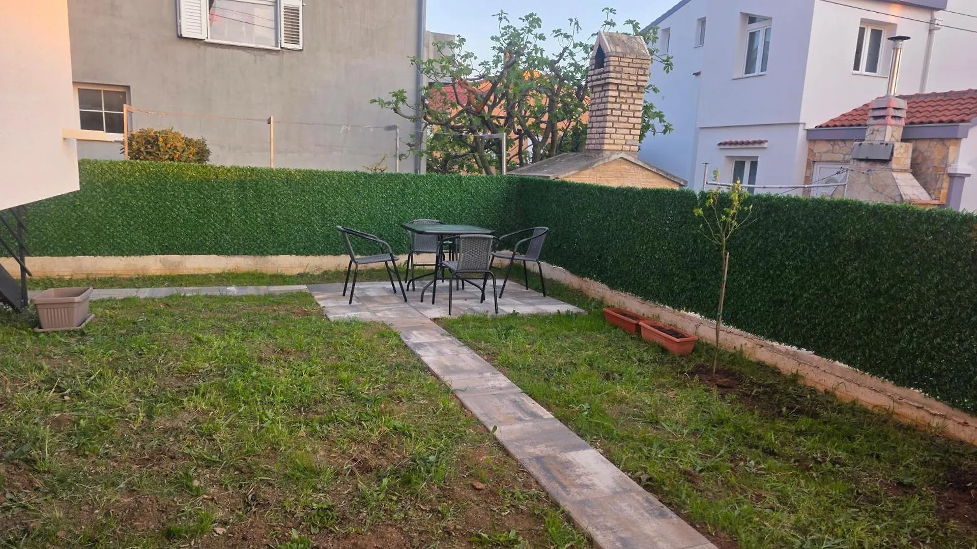 아파트 Cardak Apartment, With Garden, Free Private Parking 자다르